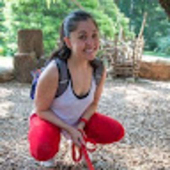 Meet your Posher, Jennifer - Picture 1 of 1